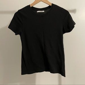 pull & bear tshirt